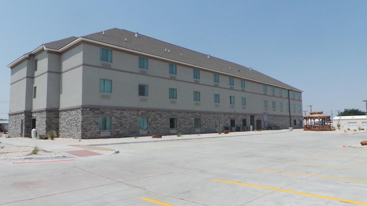 Baymont By Wyndham Andrews Tx Hotel Exterior photo
